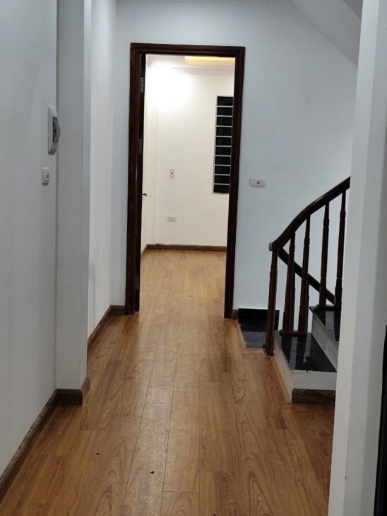 Bán nhà: Ngọc hồi, cách BX Nước Ngầm 1km, 65m2, 6 tầng, thang máy. hơn 7 tỷ