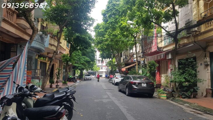Liền kề phố Trung Kính, vỉa hè, lô góc ô tô tránh, 3 mặt thoáng, 3 ô tỗ đỗ cửa, giá chỉ 2x tỷ