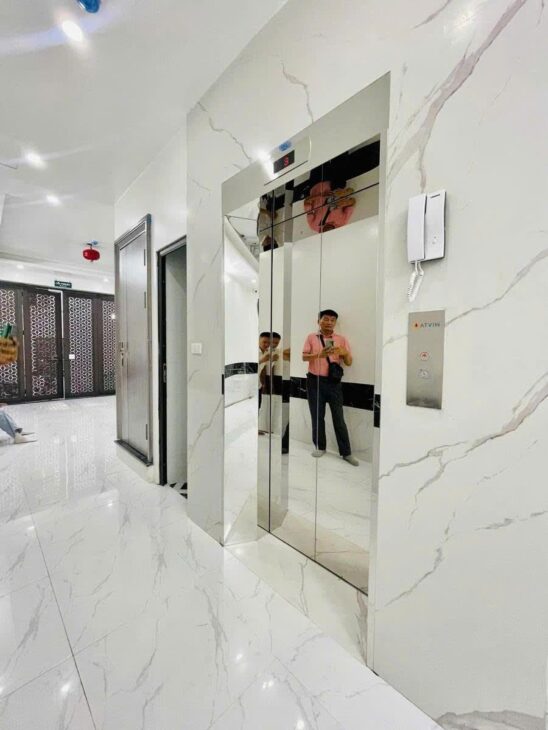 **Tuyệt phẩm nhà 6 tầng, 9PN, 10WC – Kim Ngưu, Hai Bà Trưng – 12.9 tỷ** **Hoặc:** **Nhà 6 tầng