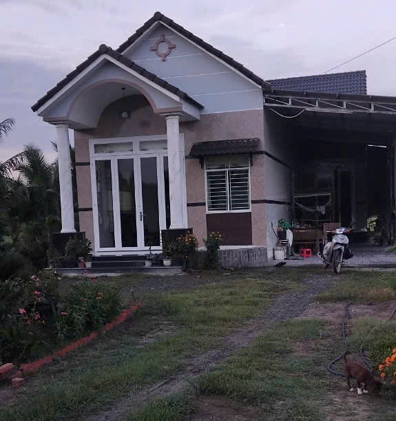 SỞ HỮU NHÀ ĐẤT ĐẸP – GIÁ Tốt – Vị Trí Tại : Bình Hòa Bắc – Đức Huệ – Long An