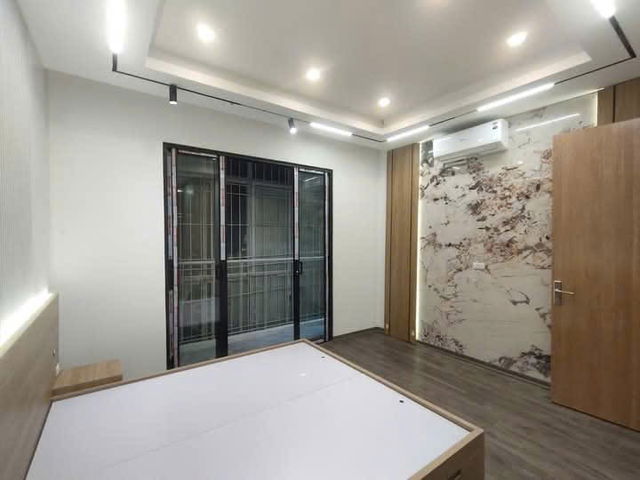 HIẾM CÓ KHÓ TÌM LÊ TRỌNG TẤN THANH XUÂN PHÂN LÔ QUÂN ĐỘI GẦN Ô TÔ ĐỖ NHÀ MỚI FULL NỘI THẤT CHỈ 6.8