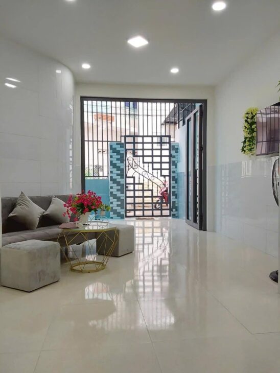 Bán nhà mới về ăn Tết,ngay trung tâm thành phố nha trang hẻm 3 mét phường vạn Thắng