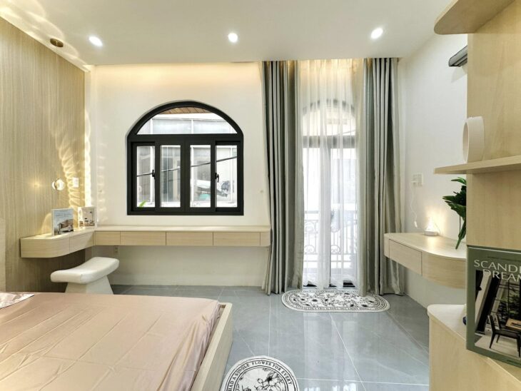 GIẢM SỐC, CCMN NGUYỄN KHÁNH TOÀN 100M2X7T,105 TRIỆU/THÁNG,ÔTÔ 20M,MT=6M, 24.9 TỶ
