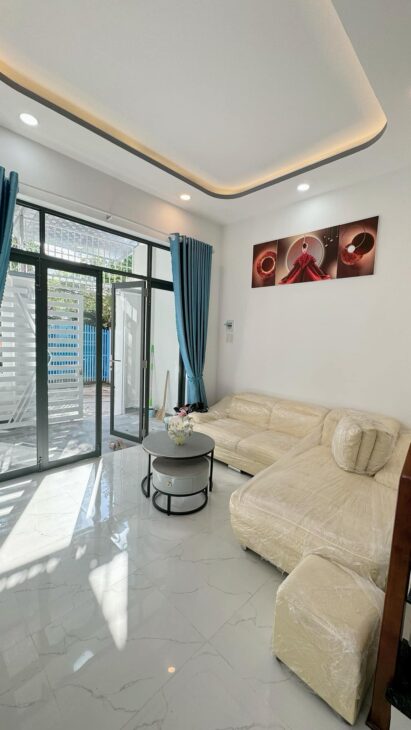 BÁN NHÀ MỚI 2 TẦNG THIẾT KẾ HIỆN TẠI MẶT TIỀN ĐƯỜNG HOÀ TRUNG VĨNH HOÀ – NHA TRANG