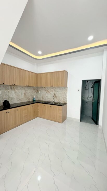 BÁN NHÀ MỚI 2 TẦNG THIẾT KẾ HIỆN TẠI MẶT TIỀN ĐƯỜNG HOÀ TRUNG VĨNH HOÀ – NHA TRANG