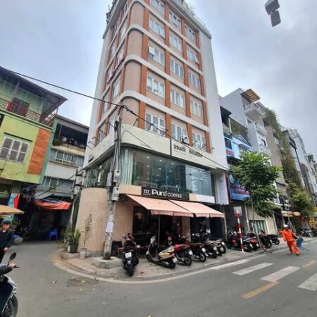 MẶT PHỐ, LÔ GÓC, VỈA HÈ, THANG MÁY, NGUYỄN VĂN TUYẾT – ĐỐNG ĐA: 97M, 9T, MT: 11M MẶT PHỐ, LÔ GÓC, VỈA HÈ, THANG MÁY, NGUYỄN VĂN TUYẾT – ĐỐNG ĐA: 97M, 9T, MT: 11M