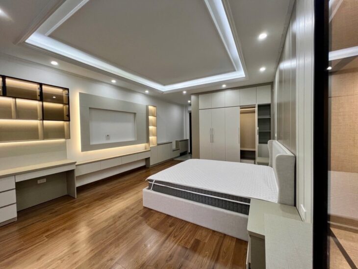 Đào Tấn Ba Đình – 7 tầng thang máy – ô tô vào nhà – Kinh doanh – ở sướng – chỉ 18 tỷ