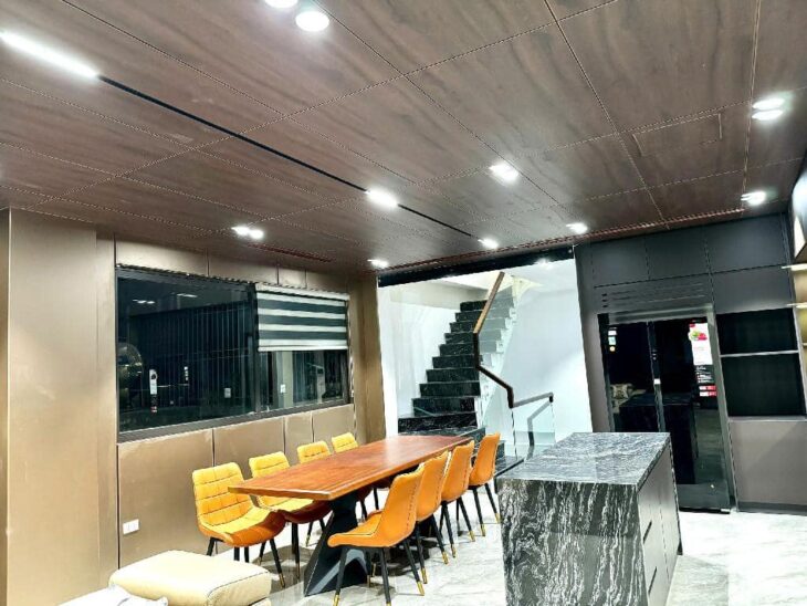 Liễu Giai Ba Đình – Nhà đẹp ở ngay – 7 tầng thang máy – 90m chỉ 20 tỷ