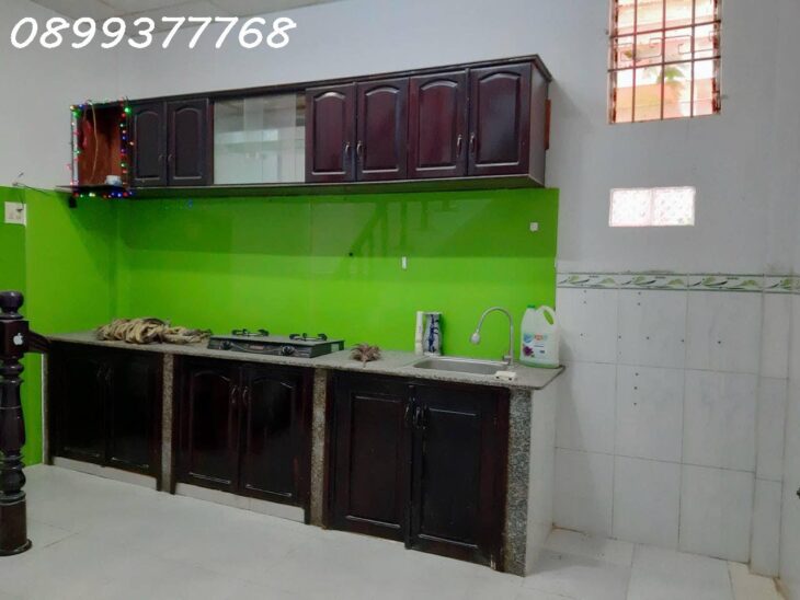 BÁN NHÀ GẦN CHỢ CHIỀU VĨNH NGỌC NHA TRANG GIÁ 2TY550
