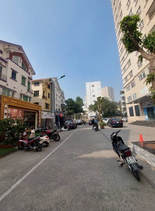 BIỆT THỰ VIP-VIEW CHUNG CƯ- Dự án Intracom Trung Văn 144m2/4Tầng/MT 6.2m 31 Tỷ