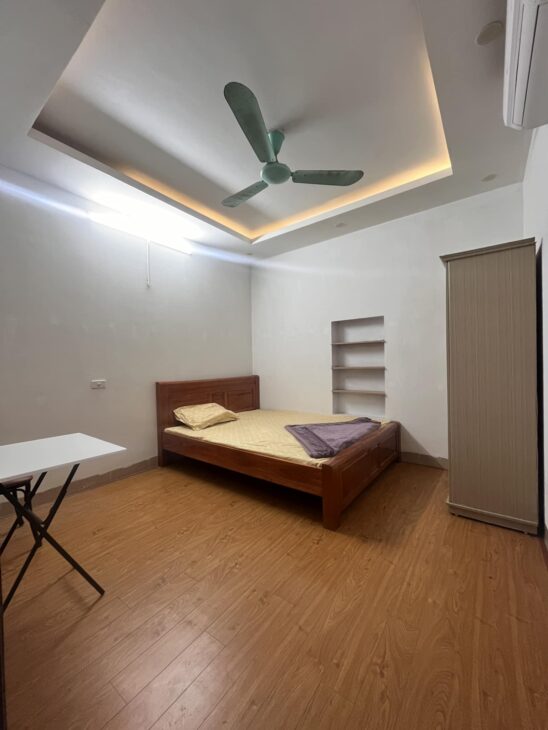????Mặt ngõ Kinh doanh Dịch Vọng Hậu 40m 5T, ngõ thông 3 gác, gần phố, 9.5 Tỷ????