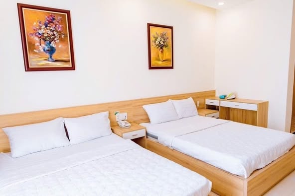 Tòa căn hộ biển Mỹ Khê 8 tàng -Dòng tiền 70 triệu tháng – Giá chỉ 19,2 tỷ .