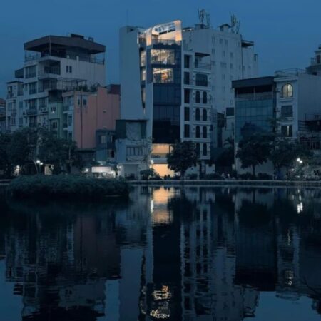 BÁN NHÀ MẶT PHỐ ĐỘI CẤN – 8T THANG MÁY – KINH DOANH ĐỈNH – 57m2 – MT 5.5M – 31.7 TỶ