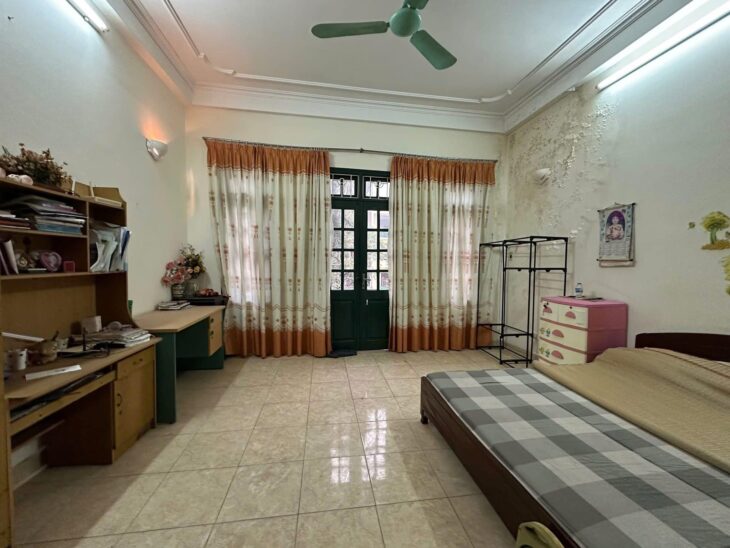 Phân Lô Siêu Hiếm Phố Hoàng Ngọc Phách (Nguyên Hồng) 61m2/4Tầng/MT 5m chỉ 20 Tỷ