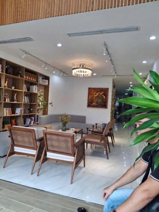 Bán nhà mặt phố Trung Phụng – 7 tầng thang máy – kinh doanh sầm uất – 87m2 – mặt tiền 5.4m – 46.2