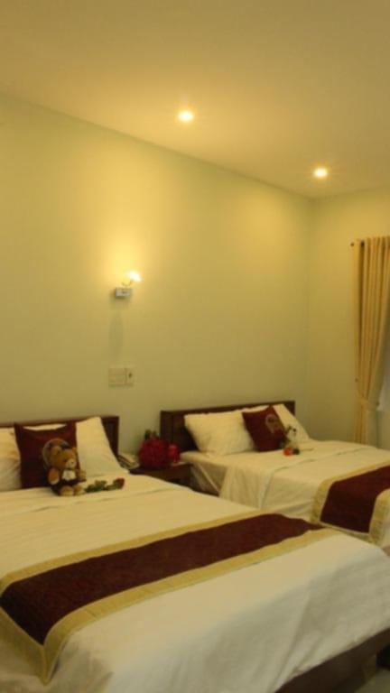 Mặt tiền Sơn Trà, sát biển Mỹ Khê, 130m2 5 tầng, dòng tiền 45tr/tháng.