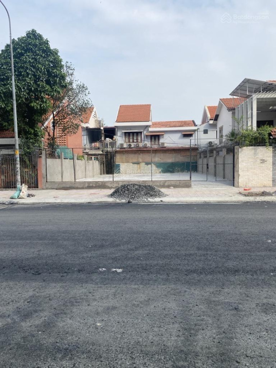 Bán đất mặt tiền lô biệt thự gần Tạ Quang Bửu Q8. KDC Đồng Bộ.DT 216m2.Ngang khủng 12m. 25tỷ LH