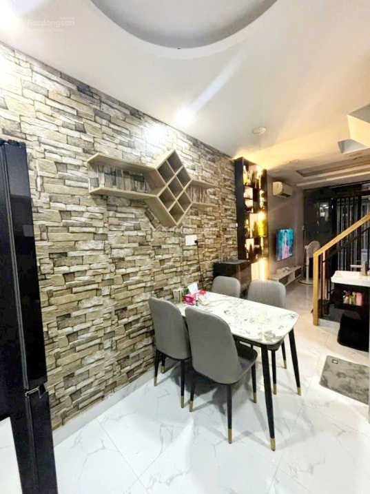 BÁN NHÀ HẺM KDC HIỆN HỮU Q8 – 2 TẦNG – 2 PN – FULL NỘI THẤT Ở NGAY – 3.2 TỶ-LH 0399833339