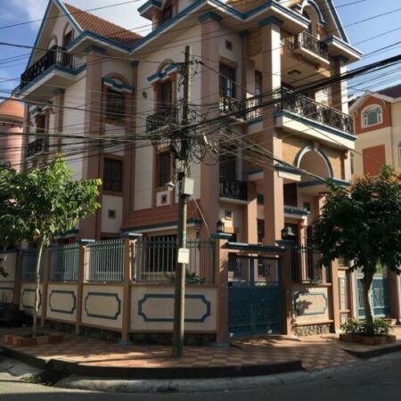 Bán nhanh biệt thự Phú Mỹ Hưng Quận 7 TP HCM Bán nhanh biệt thự Phú Mỹ Hưng Quận 7 TP HCM