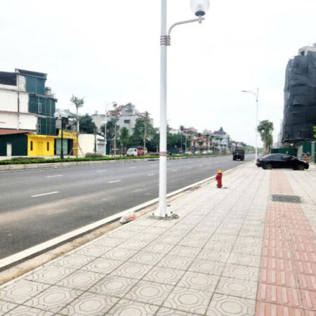 Mặt phố Hồng Tiến 107m2, đất, MT6m vỉa hè 6m kinh doanh giá 31.8 tỷ hiếm Long Biên