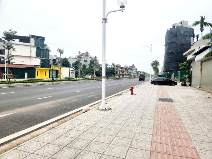 Mặt phố Hồng Tiến 107m2, đất, MT6m vỉa hè 6m kinh doanh giá 31.8 tỷ hiếm Long Biên