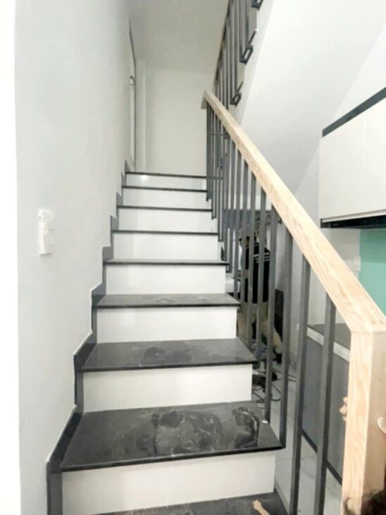 Nhà 2 TẦNG – VƯỜN LÀI, LÊ THÚC HOẠCH – GẦN CHỢ TÂN HƯƠNG – 38M2 – NHỈNH 3 TỶ