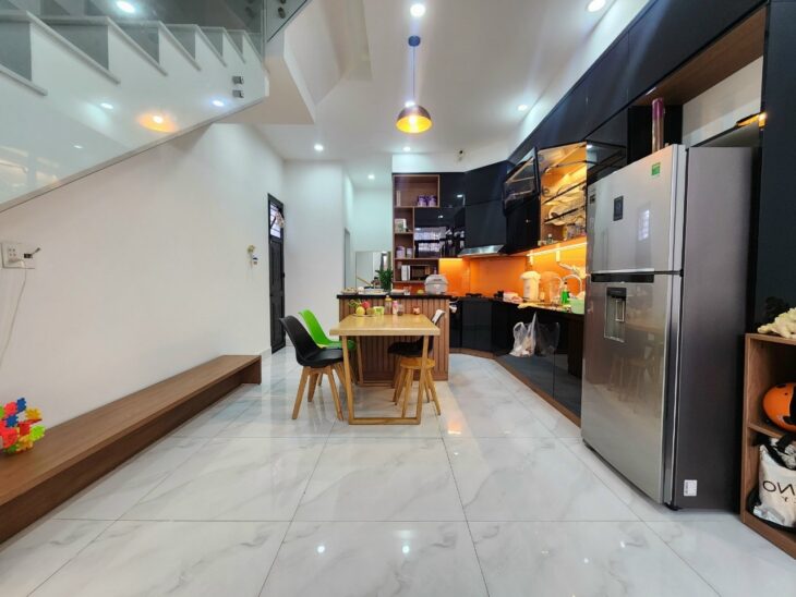 ♥ Nhà Góc Kiệt Nguyễn Văn Linh, Ô tô đến sát cửa, 55m2, 3 tầng đúc tường 25cm + sân thượng, mới