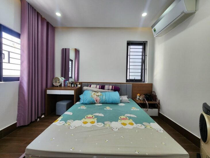♥ Nhà Góc Kiệt Nguyễn Văn Linh, Ô tô đến sát cửa, 55m2, 3 tầng đúc tường 25cm + sân thượng, mới