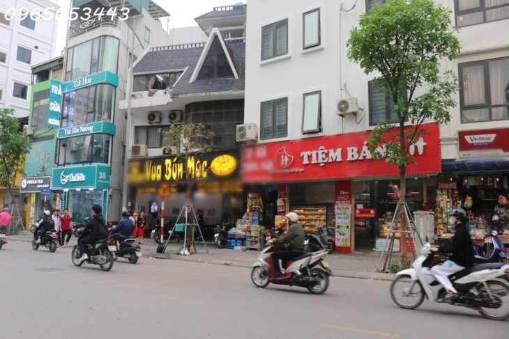 Cho thuê nhà mặt phố Ngô Quyền 50m2 vỉa hè rộng oto đỗ cửa