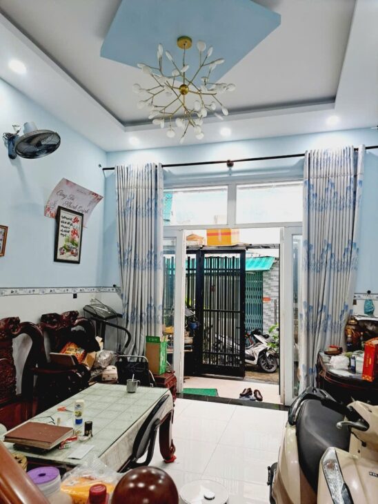 Bán nhà 3 tầng, 44m², Mã Lò, Bình Trị Đông A, 3.9 tỷ, sổ hồng