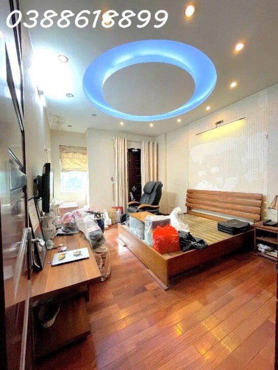 BIỆT THỰ ĐỘI NHÂN, BA ĐÌNH, 102M, MT 7M, GARA Ô TÔ, AN NINH TỐT, 30 TỶ
