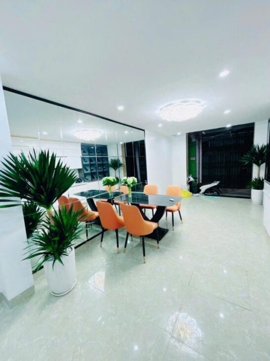 Bán nhà Hồ Ba Mẫu 38m2 6 tầng thang máy, view hồ, ngõ thông, nhỉnh 8 tỷ