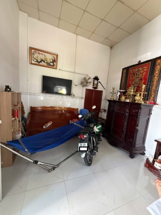 Bán nhà 60m2, Hẻm xe tải Đường Lũy Bán Bích, Tân Phú