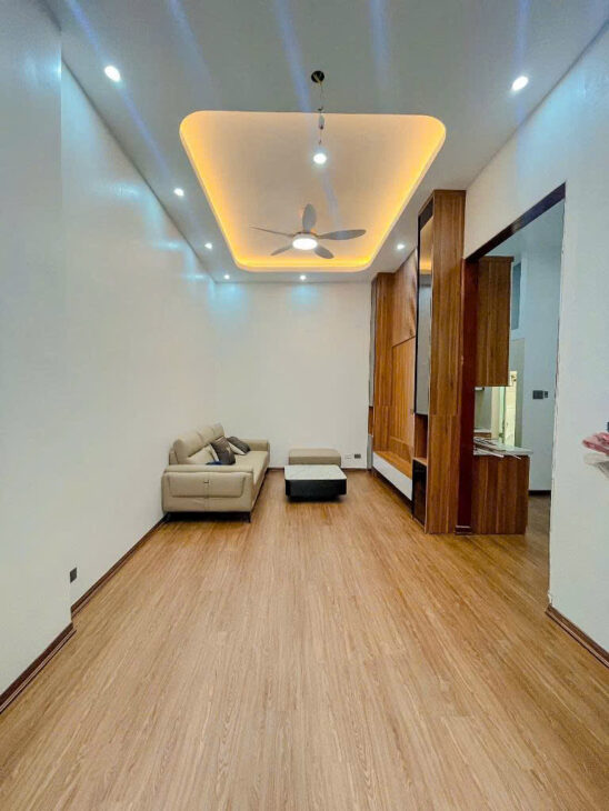 Bán nhà Phố Phương Mai_Vị Trí Trung Tâm_Lô Góc Thoáng Sáng_31mx6T_Giá: 6.8 Tỷ_Lh: 0396935190.