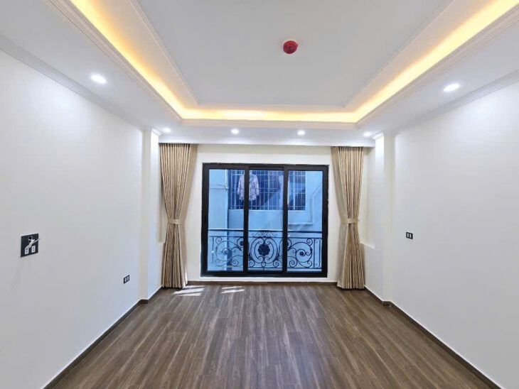 Bán nhà Phố Thái Hà, Nhà Mới Tinh, Ngõ Nông Gần Ô Tô, 38mx7T, Giá: 11.8 Tỷ, Lh: 0396935190.