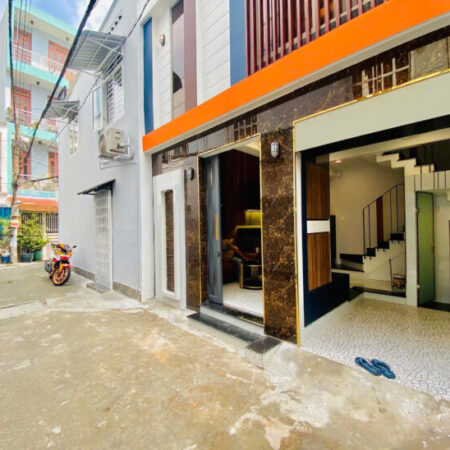 BÁN NHÀ HXH 5 TẦNG -3PN, TẶNG FULL NT- GẦN EMART 2 CHỈ HƠN 4 TỶ TL BÁN NHÀ HXH 5 TẦNG -3PN, TẶNG FULL NT- GẦN EMART 2 CHỈ HƠN 4 TỶ TL