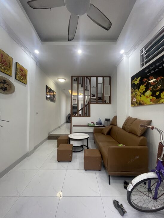 BÁN NHÀ AN DƯƠNG VƯƠNG- TÂY HỒ LÔ GÓC – NHÀ ĐẸP Ở LUÔN – NỘI THẤT CƠ BẢN – AN SINH ĐỈNH – KHU VỰC