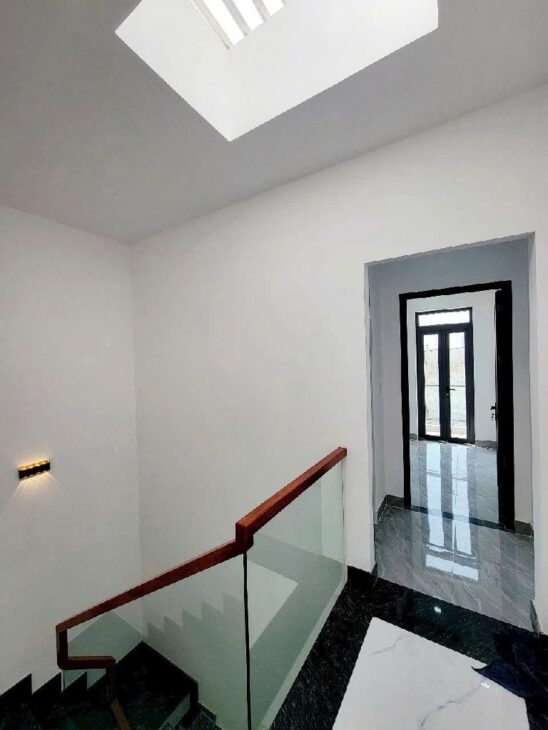 BÁN GẤP NHÀ BÌNH TÂN – KHU TÊN LỬA – 3 TẦNG – HẺM XE HƠI – 52M2 – NHỈNH 4 TỈ