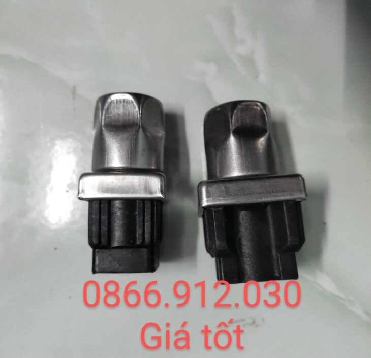 Chân tăng đưa cho sắt hộp vuông 30x30mm