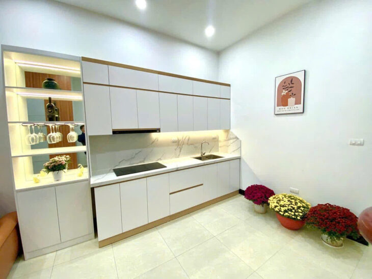 Bán Nhà Cầu Giấy DT 30m2 4 tầng mt 3.5m Giá 7.5 tỷ Cầu Giấy