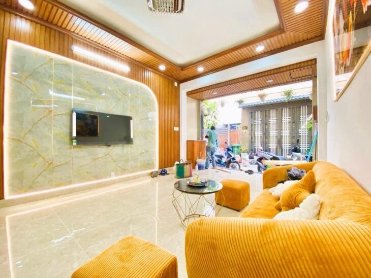 Nhà 4 TẦNG – BÌNH TÂN – 4X12- Hẻm Xe Hơi – FULL NỘI THẤT – NHỈNH 6 T XÍU.