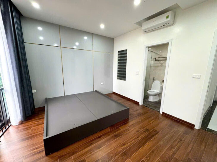 Tòa Ván Phòng Xuân Thuỷ Cầu Giấy Ô tô – KD – 7 tầng Thang Máy Dt 59m2 7 tầng mt 5.4m Giá 22.5 tỷ
