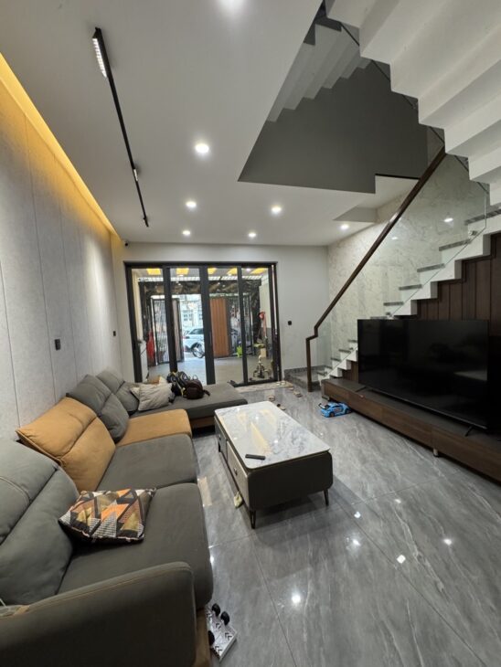 NHÀ GẤP BÁN – KỀ KHU TÊN LỬA – AEON BÌNH TÂN – 100M2 – 4 TẤM – THANG MÁY – CHỈ 10.5 TỈ
