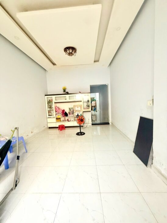 NHÀ 2 TẦNG BTCT – Q6 – 36M2 – 2PN 2WC – VĂN THÂN – VÒNG XOAY CÂY GÕ – NHỈNH 3 TỈ