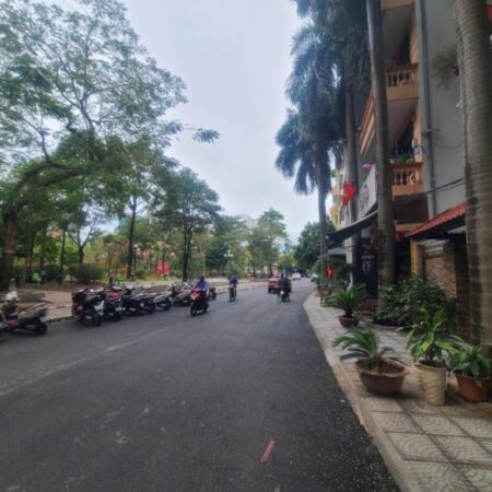 106M2 ĐẤT – MT GẦN 7M – LÔ GÓC – Ô TÔ – HOÀNG CẦU – QUẬN ỦY ĐỐNG ĐA – 38 TỶ (TL) 106M2 ĐẤT – MT GẦN 7M – LÔ GÓC – Ô TÔ – HOÀNG CẦU – QUẬN ỦY ĐỐNG ĐA – 38 TỶ (TL)
