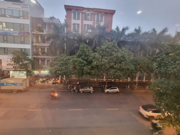 MẶT PHỐ TRẦN QUỐC HOÀN – CHỈ 12 TỶ – 4 TẦNG – MT 4M VUÔNG ĐẸP – VỈA HÈ RỘNG