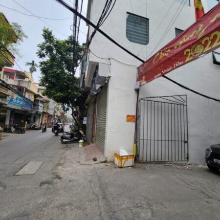 Bán 205m2 đất Văn Tiền Dũng, ngõ thông ô tô tránh, khuân đất 15mx15m, 3 thoáng, 29.9 tỷ