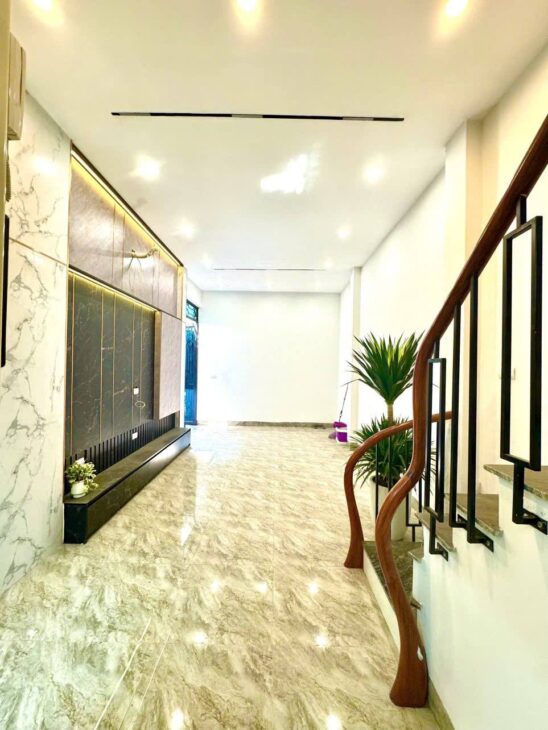 BÁN NHÀ THỤY KHUÊ TÂY HỒ 6 TẦNG THANG MÁY ÊM RU NỘI THẤT ĐẸP THOÁNG SÁNG SỔ ĐỎ HOA KHÔI GIÁ 7,9 TỶ