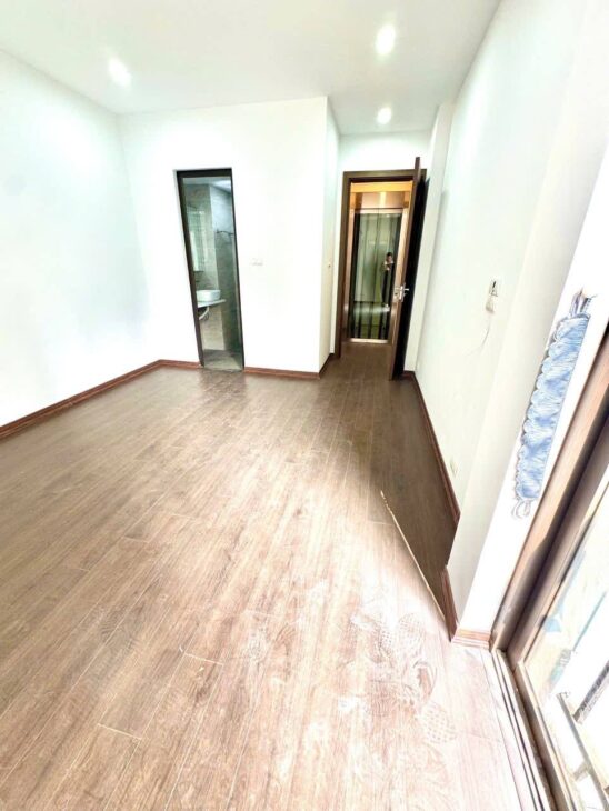 BÁN NHÀ THỤY KHUÊ TÂY HỒ 6 TẦNG THANG MÁY ÊM RU NỘI THẤT ĐẸP THOÁNG SÁNG SỔ ĐỎ HOA KHÔI GIÁ 7,9 TỶ