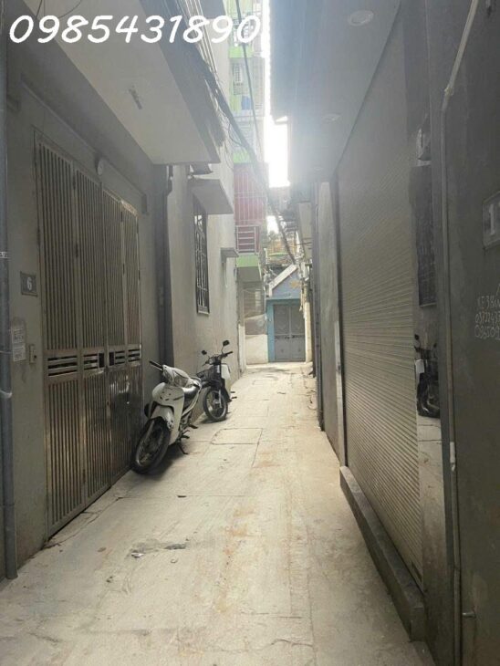 Bán gấp nhà Tân Triều, 5 tầng, DT,S= 20m2, giá hơn 4 tỷ một tí